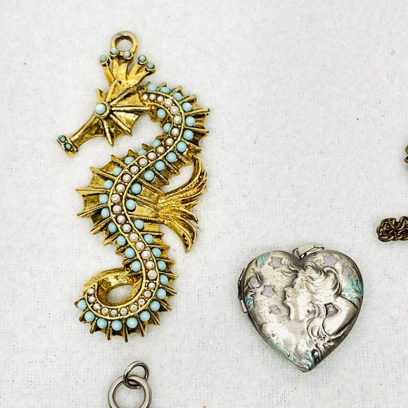 Pendant Lot to Upcycle/Recyle - Picture 4 of 5